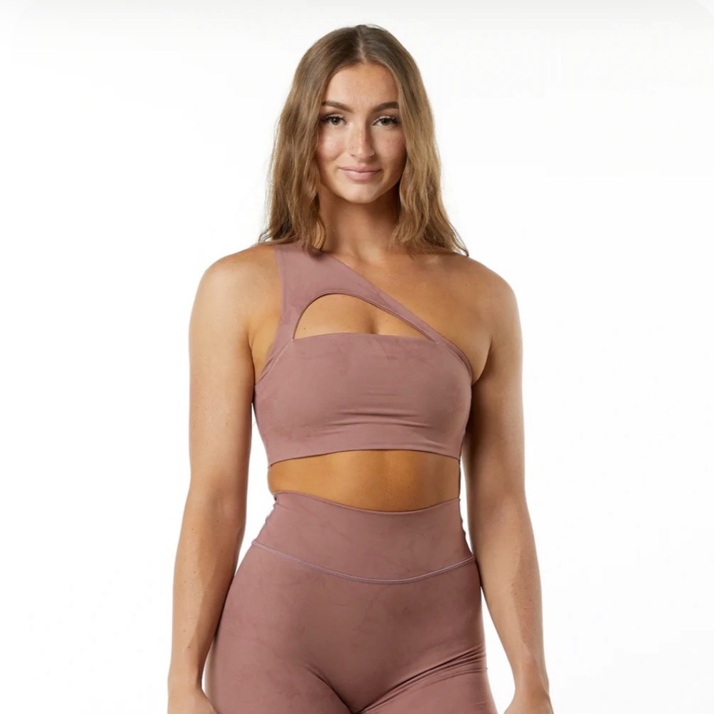 Alphalete Alphalux Asymmetrical Bra